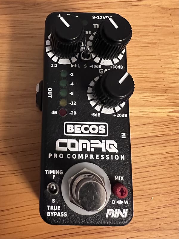 Becos CompIQ MINI Pro Compressor for guitar and bass