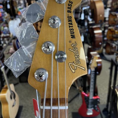 Fender  Vintera Mustang Bass 2022 Seafoam Green image 6