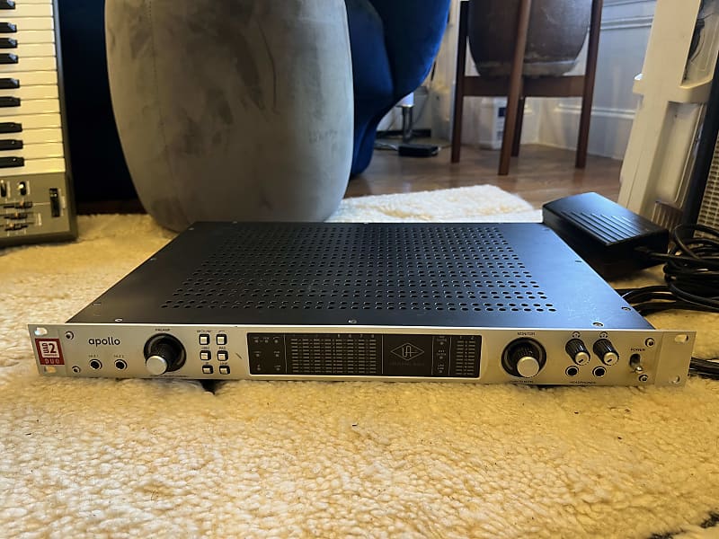 Universal Audio Apollo 8 DUO Thunderbolt Audio Interface