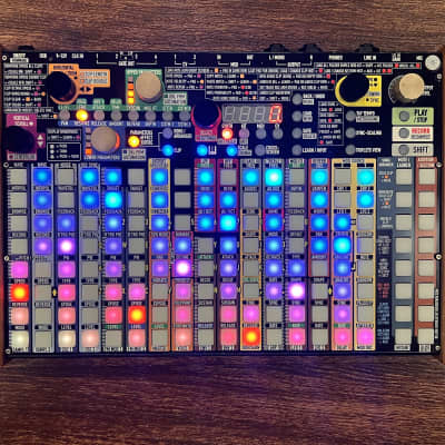 Synthstrom Deluge 2019 v3.0 Synth Sampler Sequencer with case | Reverb
