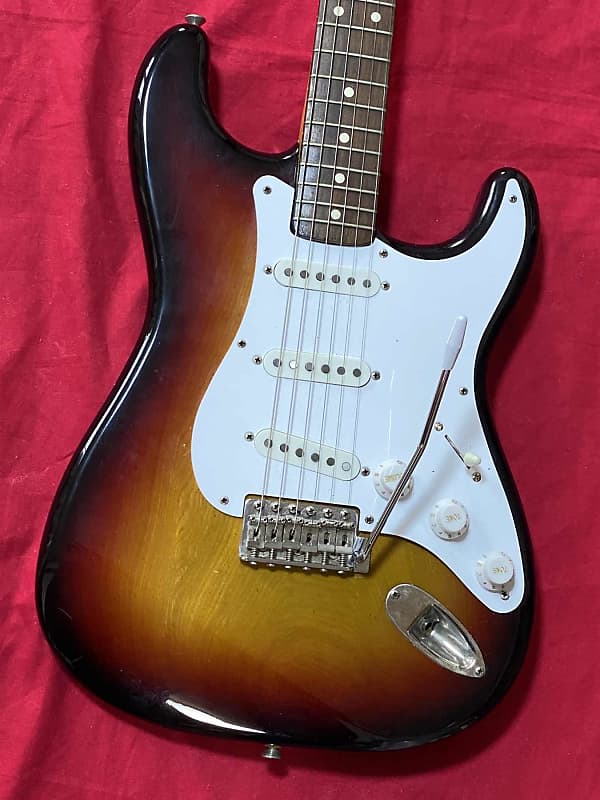 Yamaha ST-400R Japan Vintage 1980's Electric Guitar | Reverb Yamaha ST-400R Japan Vintage 1980's Electric Guitar | Reverb