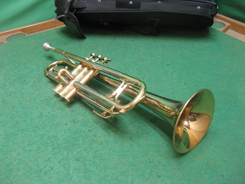 Huttl Line 800 Trumpet - Excellent & Refurbished - Protec