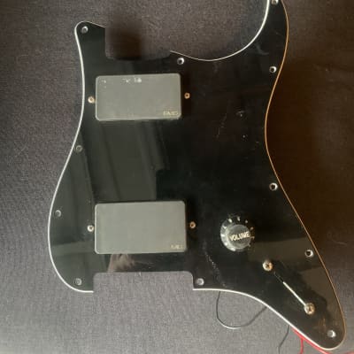 Fender  Stratocaster  loaded P/G Black Active EMG 81+85 USED image 1
