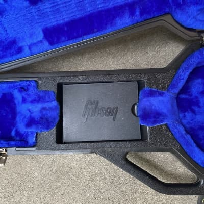 Gibson Vintage 1980s Gibson Les Paul Chainsaw Hard Case for Standard Custom Deluxe Blue Interior image 4