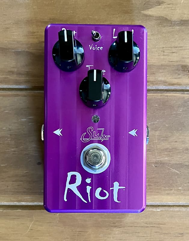 Suhr Riot