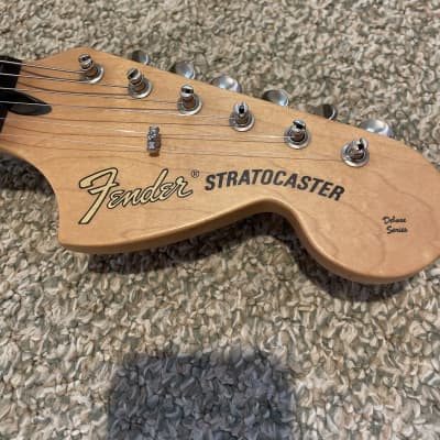 Fender Stratocaster Deluxe Series HSS 2011 Black image 4