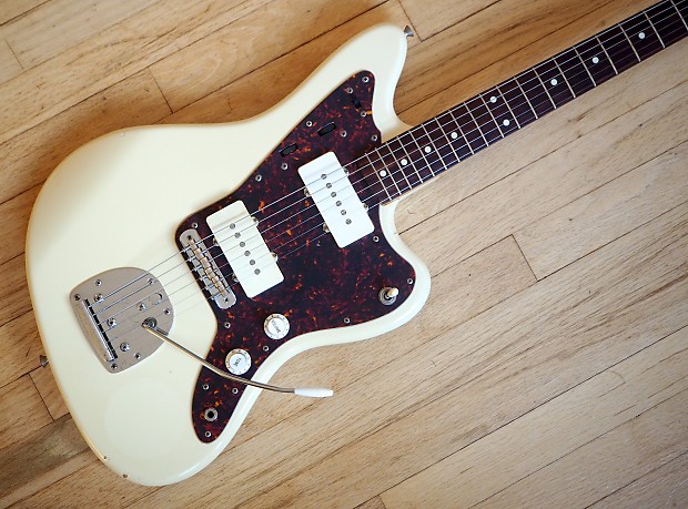 Jazzmaster on sale 62 reissue