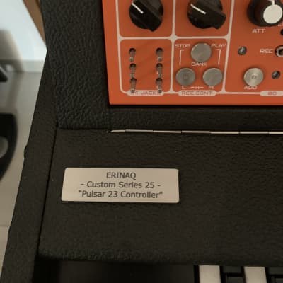 Twin Tropiques - 23 Psychoacoustic - Resonant Filtered
