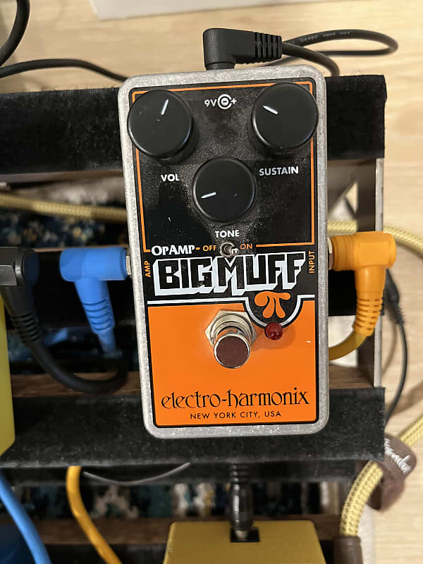 Electro-Harmonix Op-Amp Big Muff Pi Reissue Fuzz | Reverb Canada