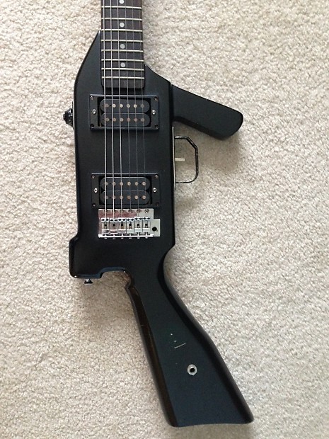 Hondo Machine Gun Guitar 1980's Black