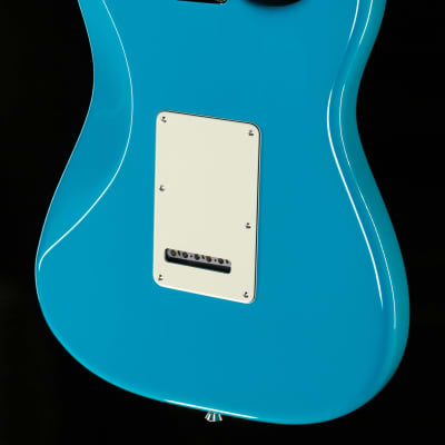 Fender American Professional II Stratocaster Rosewood Fingerboard Miami Blue Left-Hand (652) image 2