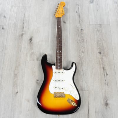 Mint Fender Custom Shop LTD 1965 Stratocaster Closet Classic Guitar, 3-Tone Sunburst image 3
