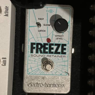 Electro-Harmonix Deep Freeze Sound Retainer Effects Pedal