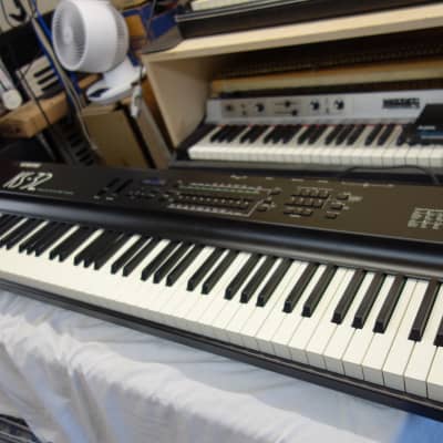 Ensoniq KS-32 76 weighted keys workstation (USA/1992) just watch the video.....