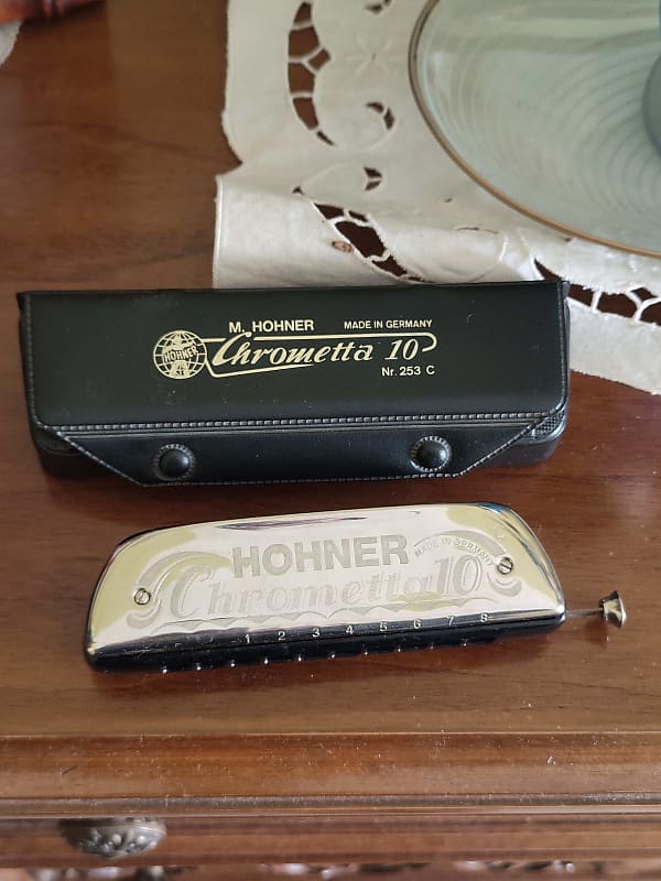 Hohner chrometta 10 hotsell