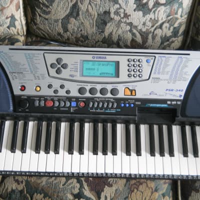 Yamaha  PSR-340 Keyboard / Synthesizer