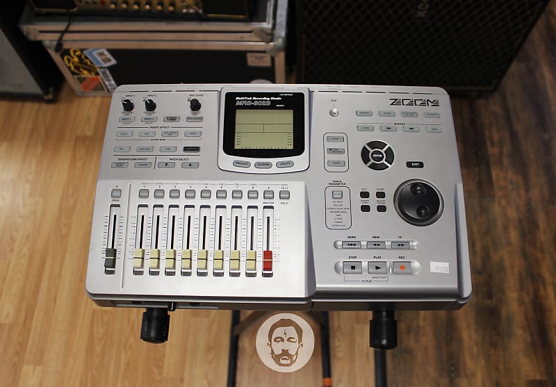 Zoom MRS-802B Digital Multitrak Recording Studio w/power Zoom MRS-802B Digital Multitrak Recording Studio w/power