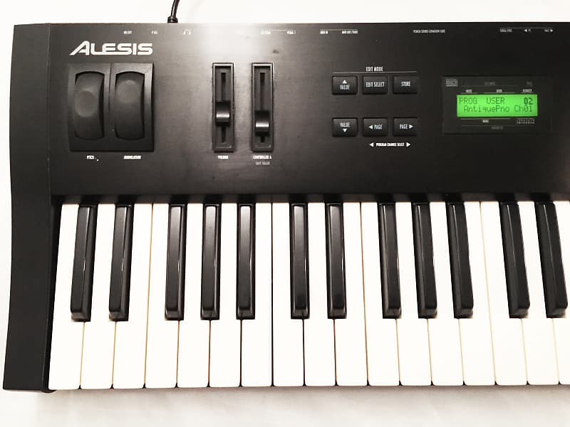 ALESIS QS6 64-Voice Synthesizer 61-Key Keyboard. Good | Reverb