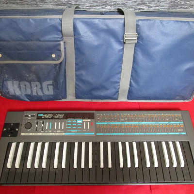 KORG Poly-800 Reverse key model, New memory battery TESTED w/ Bag F/S