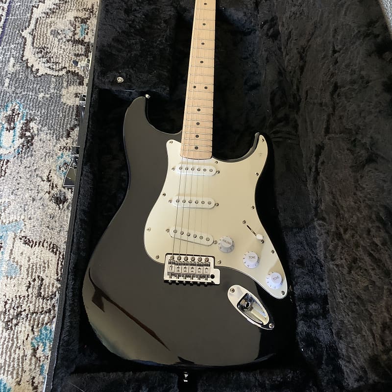 Jimi hendrix black beauty stratocaster sale