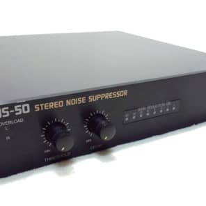 BOSS SE-50 エフェクター & BOSS NS-50ノイズサプレッサー Ed Roman Guitars