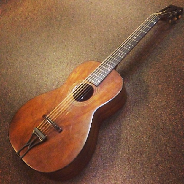 Weymann Parlor guitar 1931 Koa