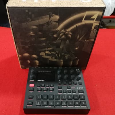 Elektron Syntakt 12 Track Drum Computer & Synthesizer 2022- Present - Black