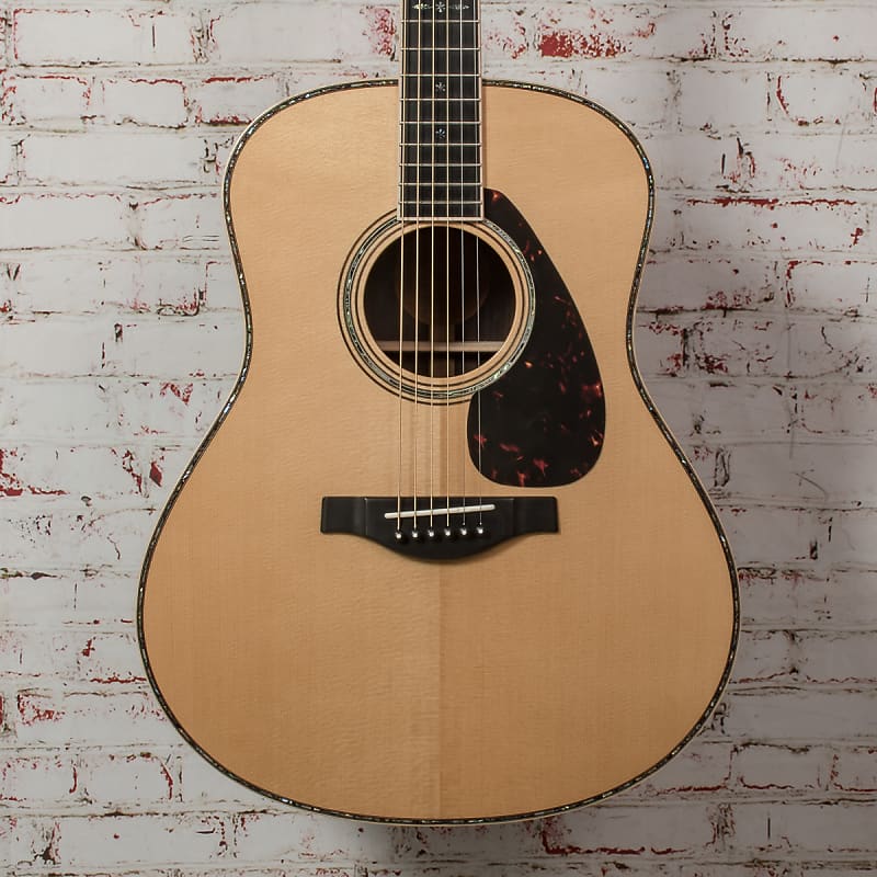 Yamaha　LS6 ARE Yamaha LS6 ARE Small Type Body Solid-Top Acoustic Guitar