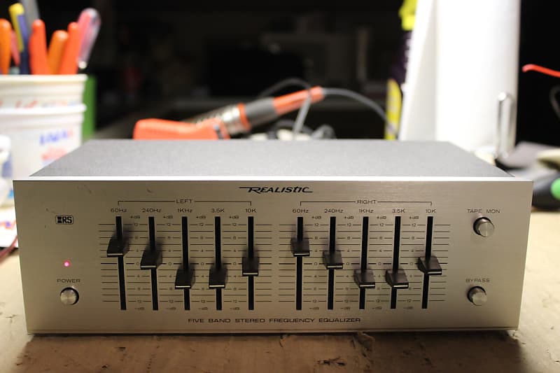 Restored Realistic 31-1988 5 band Graphic Equalizer (3)  			