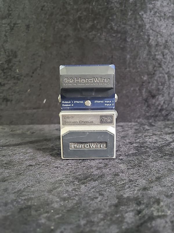 HARDWIRE CR7 STEREO CHORUS Chorus Guitar Effects Pedal Reverb