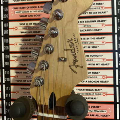 Fender Duo-Sonic Special Edition Yellow image 2
