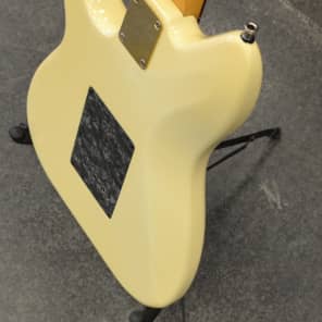 Alvarez Custom Classic 6-String Electric Guitar with Hardshell Case image 9