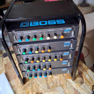 Boss Micro System Rack BMR-5 mit fünf Micro Rack Series Effektgeräte Mitte 80ger - Schwarz image 11