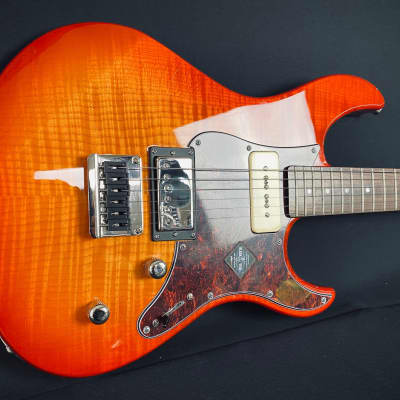 Yamaha PAC611HFM-LAB Pacifica Series H/P-90 Electric Guitar Light Amber Burst w/ Rosewood Fretboard image 1