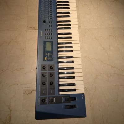 Yamaha CS1x Control Synthesizer 1996 - Blue