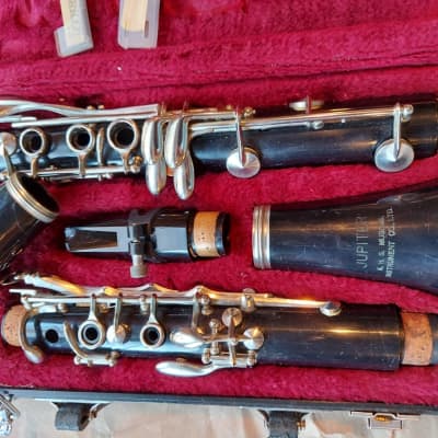 Jupiter SCL-631 Clarinet Black complete with case and reeds