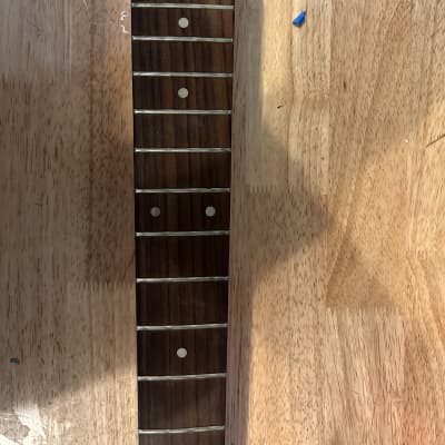 Johnson Bass neck full scale image 3