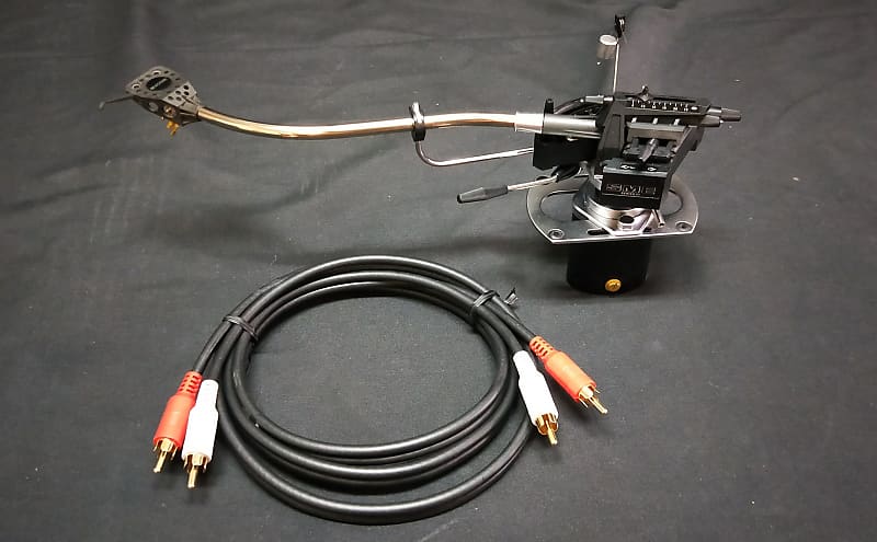 SME 3009 series III Tone Arm with phono cable In Excellent Condition