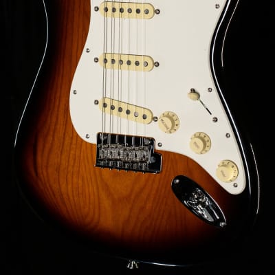 Fender American Professional II Stratocaster Roasted Maple Neck, 2 Color Sunburst (467) image 1