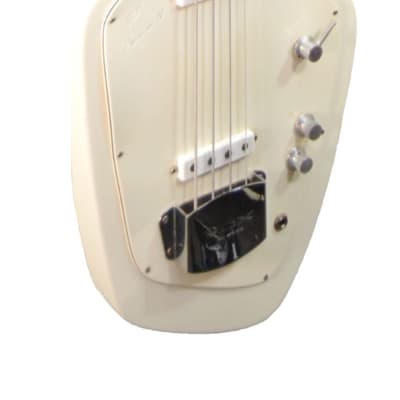 Vox Phantom IV Vintage 4 String Bass Guitar w/ Original Case - Used 1960's White image 7