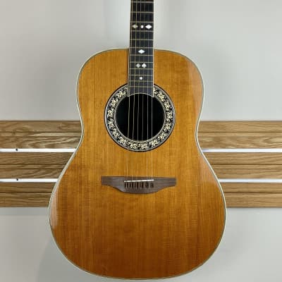 Ovation 1127 Glen Campbell Artist