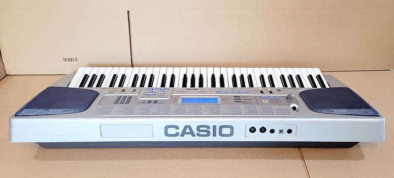 Casio CTK-591 61 Key Portable Electronic Keyboard Piano 2003