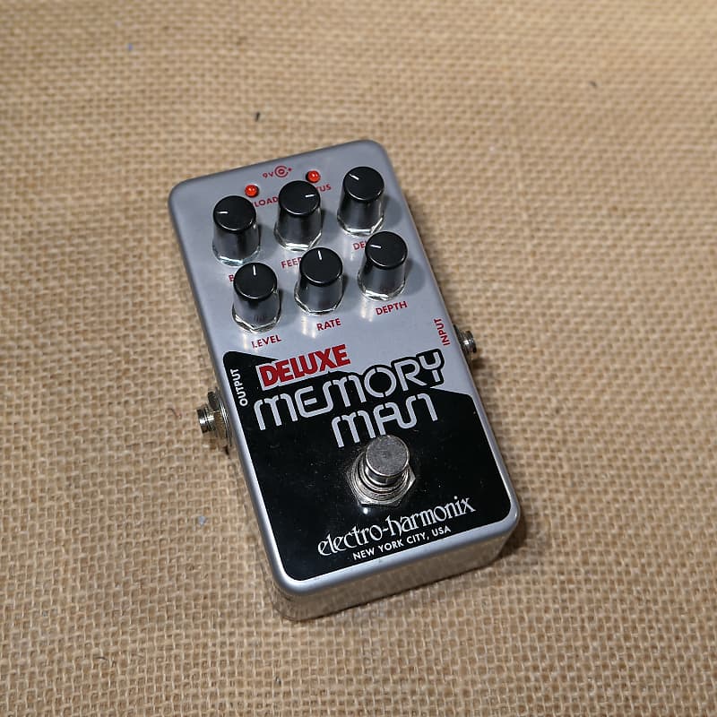 Electro-Harmonix Nano Deluxe Memory Man Analog Delay/Chorus/Vibrato Pedal