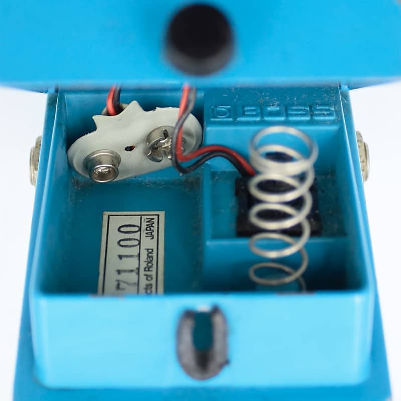 Boss VB-2 Vibrato Made in Japan 1982 Vintage Guitar Effect
