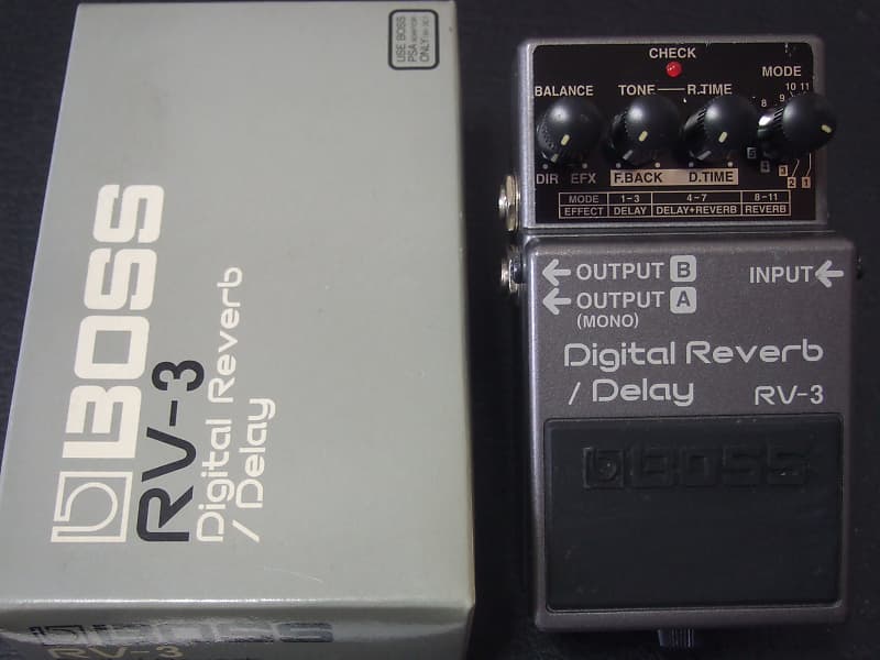 ギター BOSS RV-3 Digital Reverb / Delay Boss RV-3 Digital Reverb/Delay Pedal