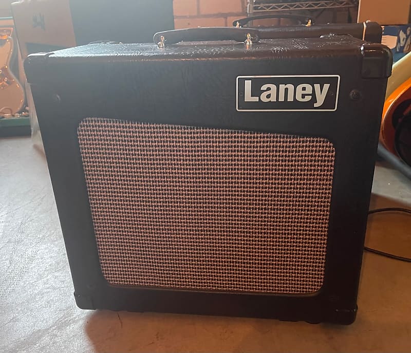 Laney CUB12R 15-Watt 1x12