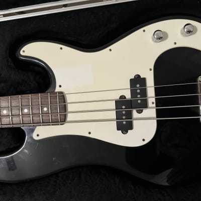 Squier	Standard Precision Bass 34” Scale	1991-2004 image 2