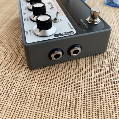 ギター PastFx Chorus Ensemble PastFX Chorus Ensemble Deluxe Demo - YouTube