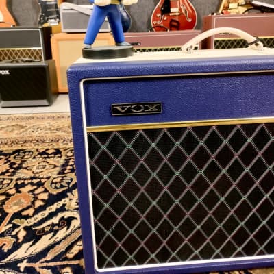 Vox AC15 Custom CC TTBC Limited Edition 1x12” 2025 - Two Tone Blue & Cream image 4