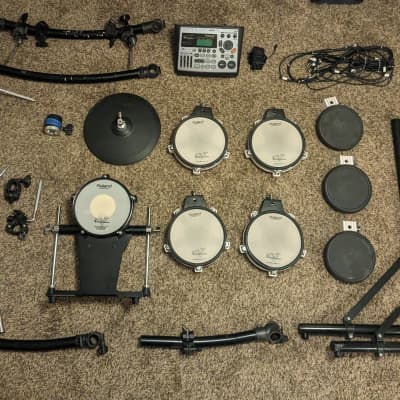 Roland V-Drum TD-8 Electronic Drum Kit (READ DESCRIPTION)